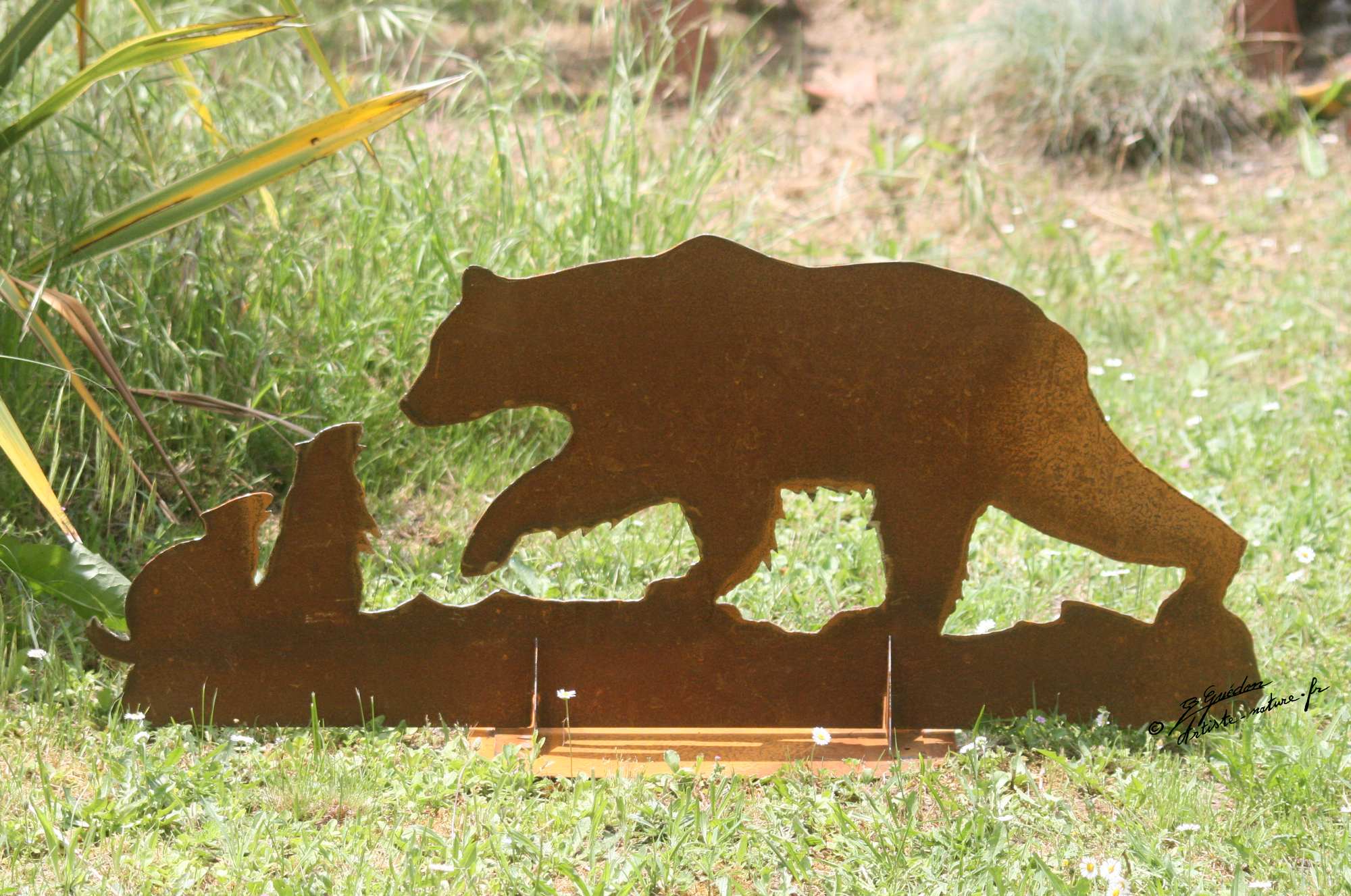 Décor ours et marmottes en métal , vue 2